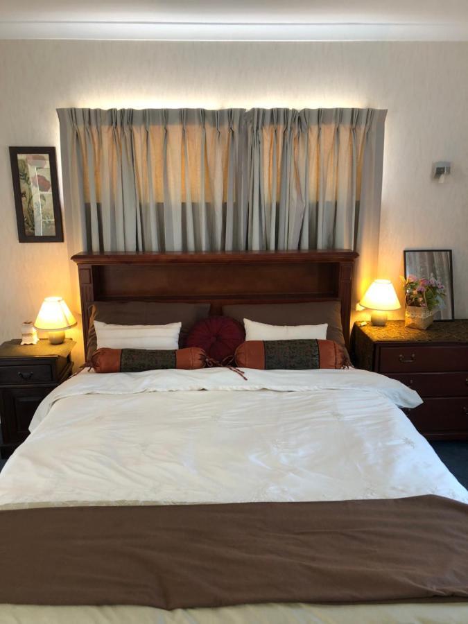 A Cozy Room With It'S Own Privacy Upper Hutt Esterno foto