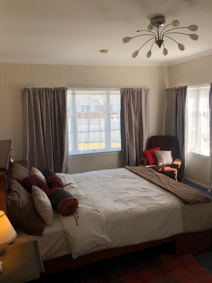 A Cozy Room With It'S Own Privacy Upper Hutt Esterno foto